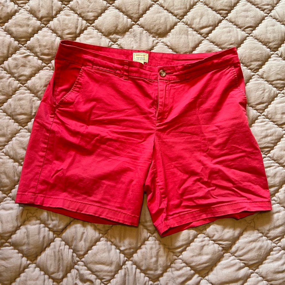 GAP Women's Vibrant coral Bermudas